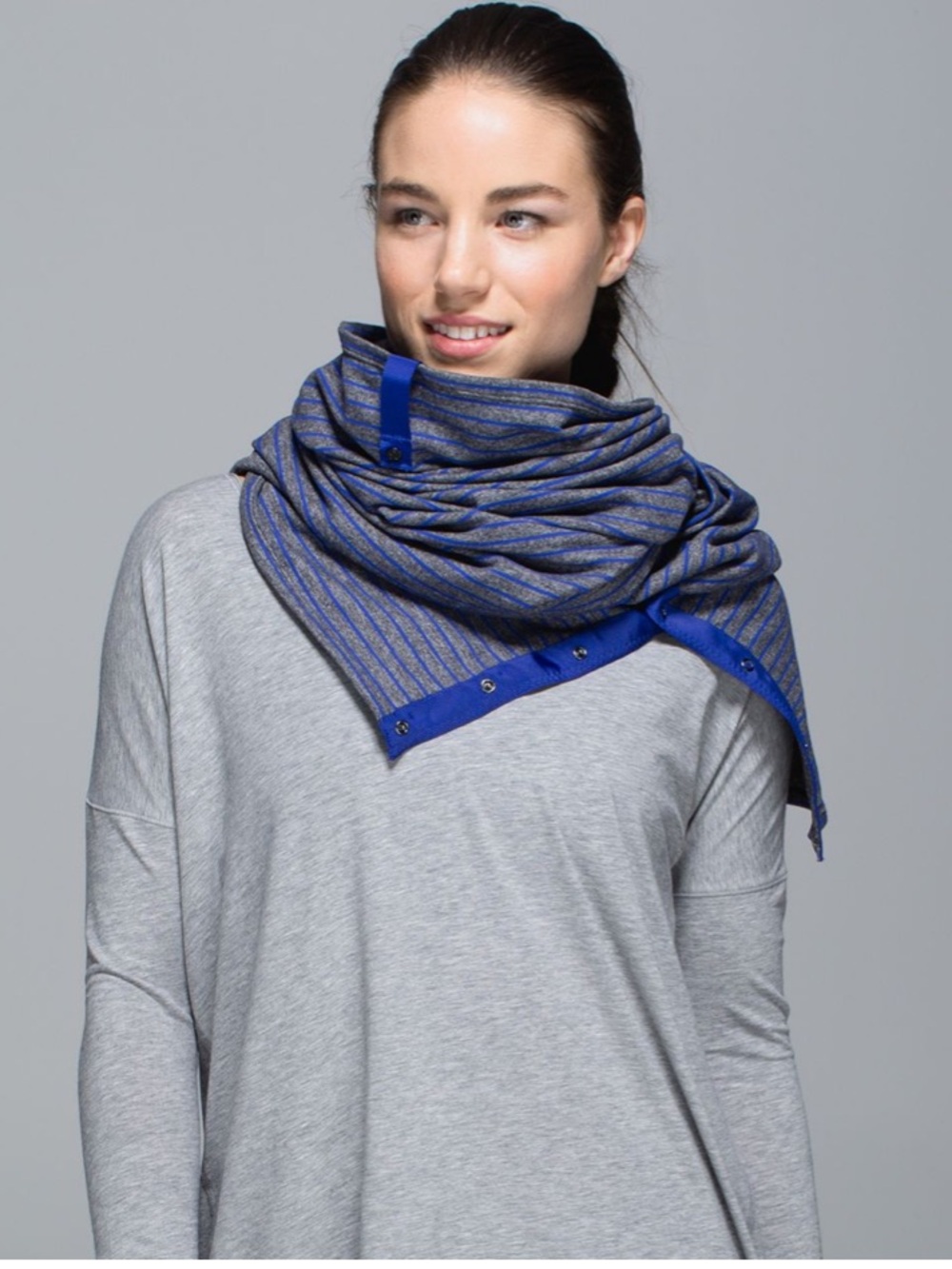 Lululemon Vinyasa Scarf Rulu Heather Grey Purple Stripe Snap Closure Reversible